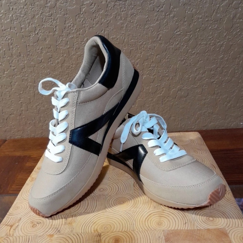 LOFT Everyday Casual Trainer Sneakers